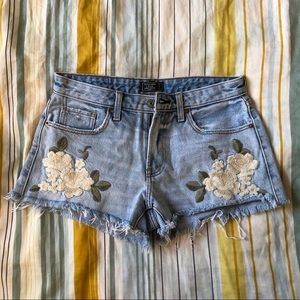 Abercrombie & Fitch Low Rise Harper Shorts - Medium Blue